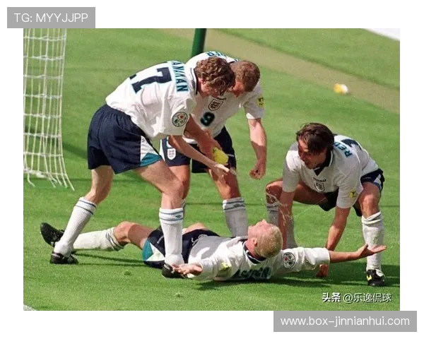 足球球星独特庆祝动作大解析 每一招背后都有故事与情感 足球球星独特庆祝动作大解析 每一招背后都有故事与情感