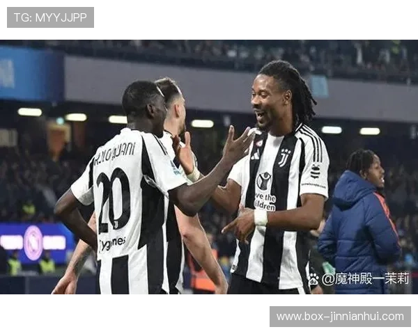 踢5人场足球成名的球星如何在大场比赛中展现独特技术与魅力